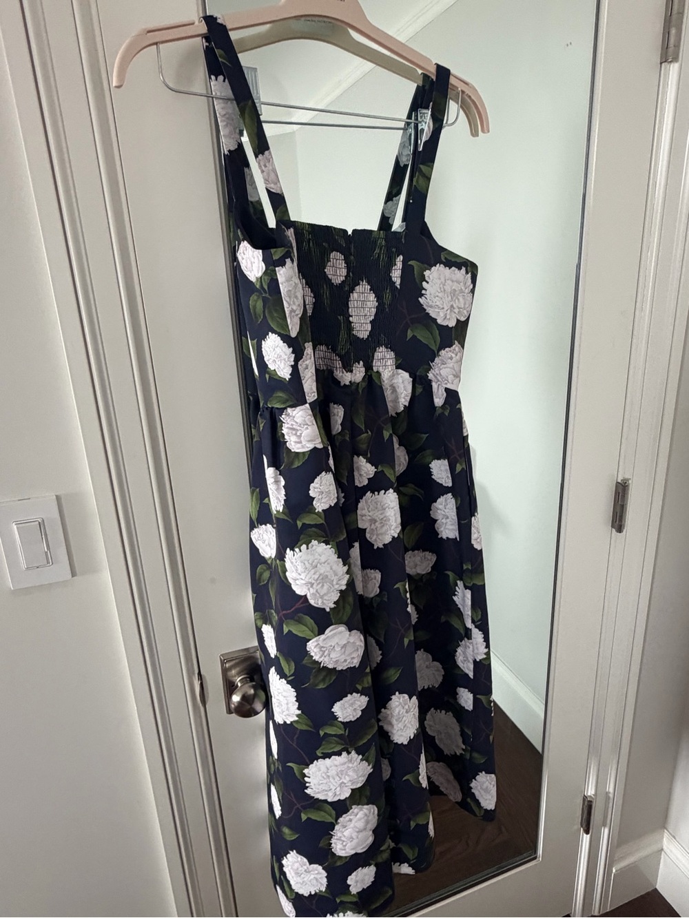 NWT: Sachin&Babi Olena Dress - Navy/Ivory Moonlit Garden - Picture 3 of 7